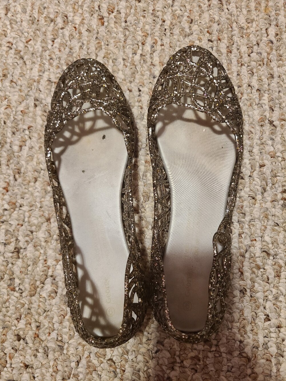 Well Worn Rubber Ballet Flats Womens 6 Stains And Wear Broken In Flawed Read